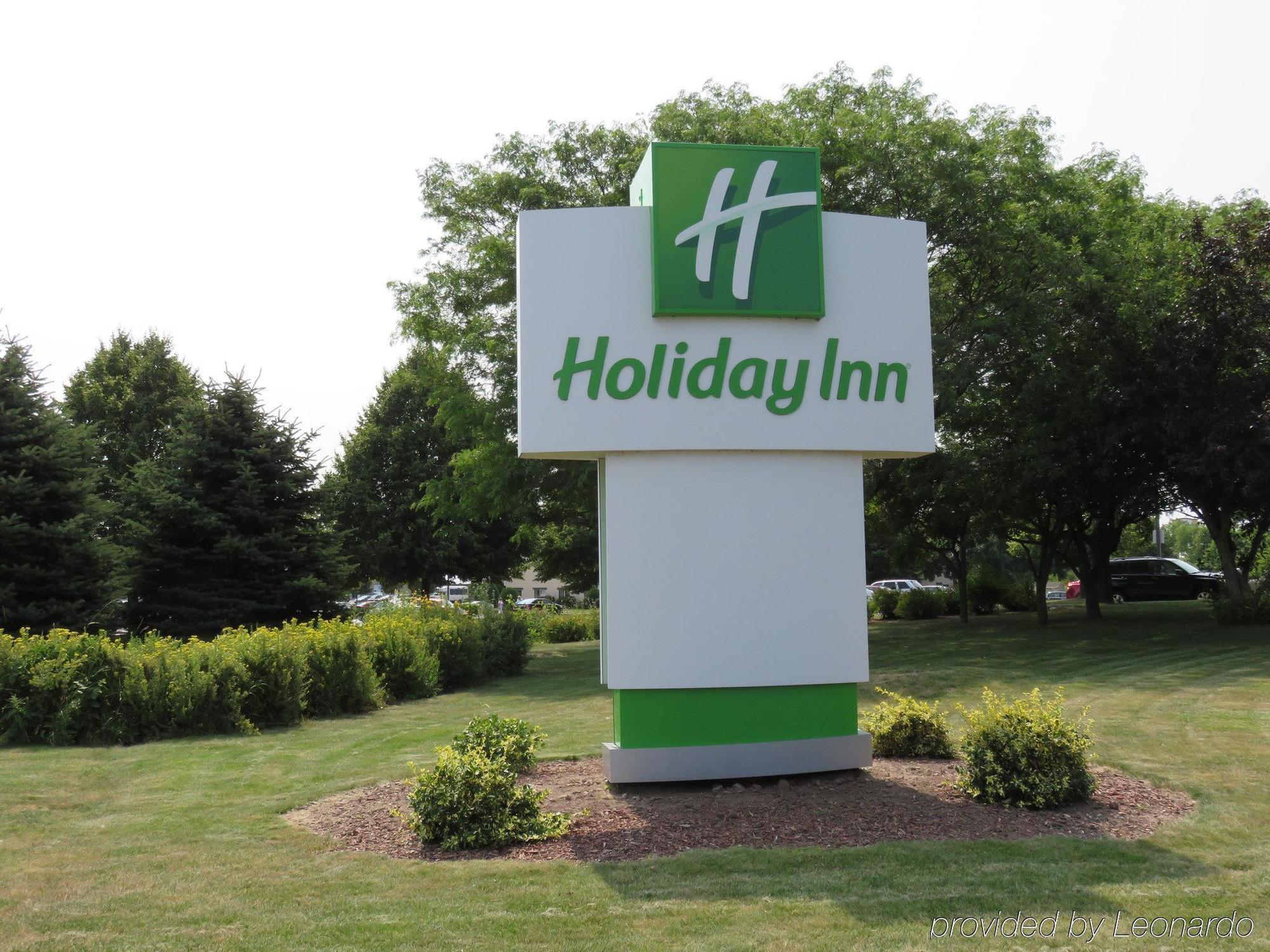 Holiday Inn - Manitowoc Exterior photo